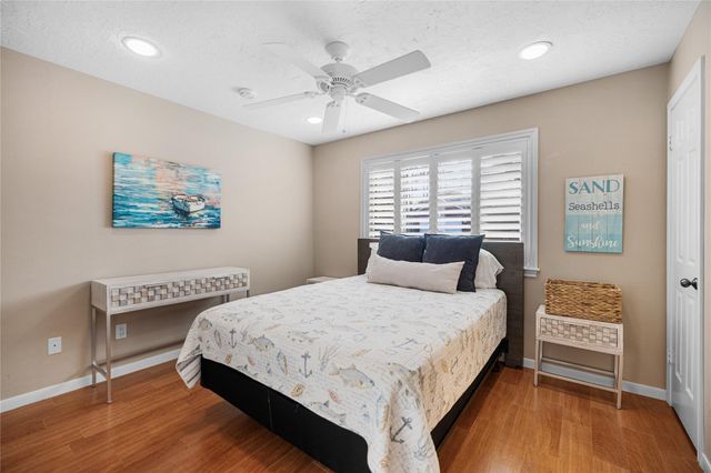 13302 Northshore Drive, Montgomery, TX 77356