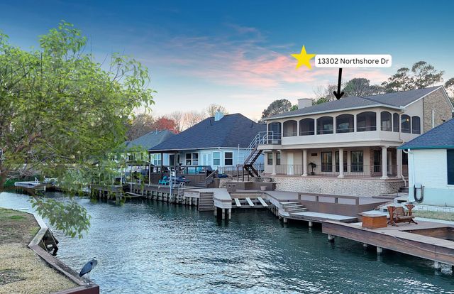 13302 Northshore Drive, Montgomery, TX 77356