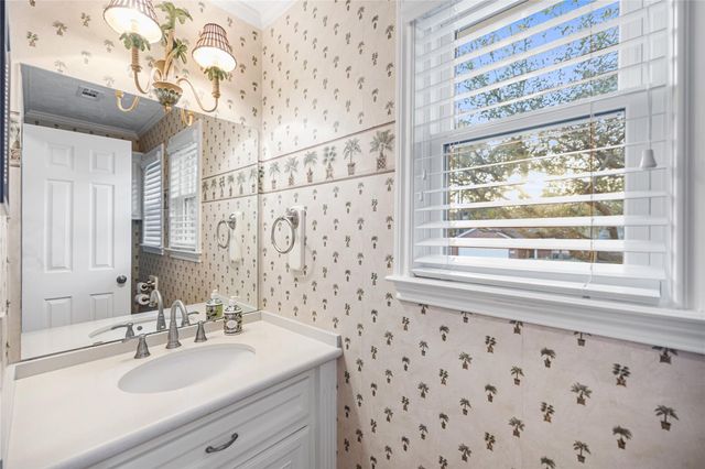 13302 Northshore Drive, Montgomery, TX 77356