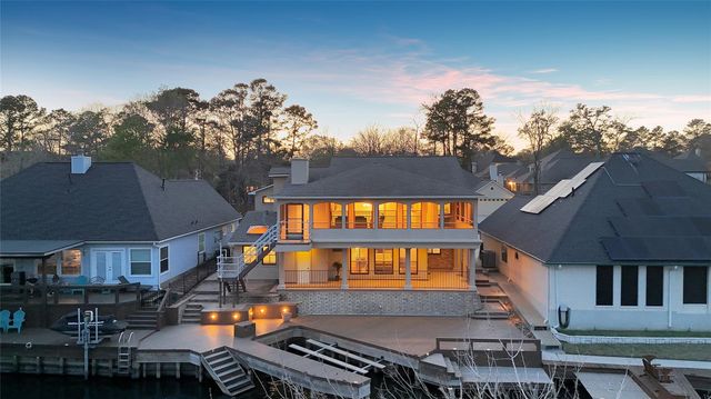 13302 Northshore Drive, Montgomery, TX 77356