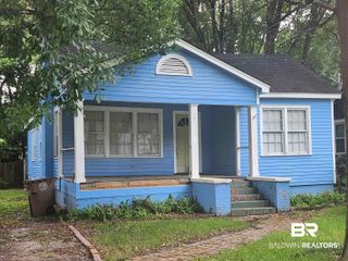 70 Glenwood Street, Mobile, AL 36606