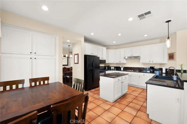 8561 Lodgepole, Riverside, CA 92508