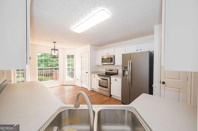 6532 Sundial Avenue, Flowery Branch, GA 30542