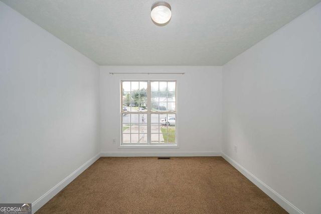 6532 Sundial Avenue, Flowery Branch, GA 30542