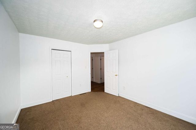 6532 Sundial Avenue, Flowery Branch, GA 30542