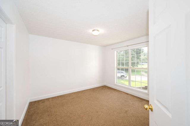 6532 Sundial Avenue, Flowery Branch, GA 30542