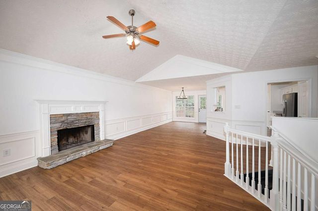 6532 Sundial Avenue, Flowery Branch, GA 30542