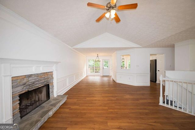 6532 Sundial Avenue, Flowery Branch, GA 30542
