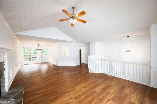 6532 Sundial Avenue, Flowery Branch, GA 30542