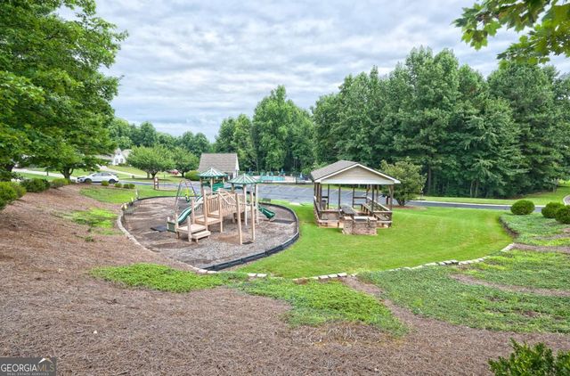 6532 Sundial Avenue, Flowery Branch, GA 30542
