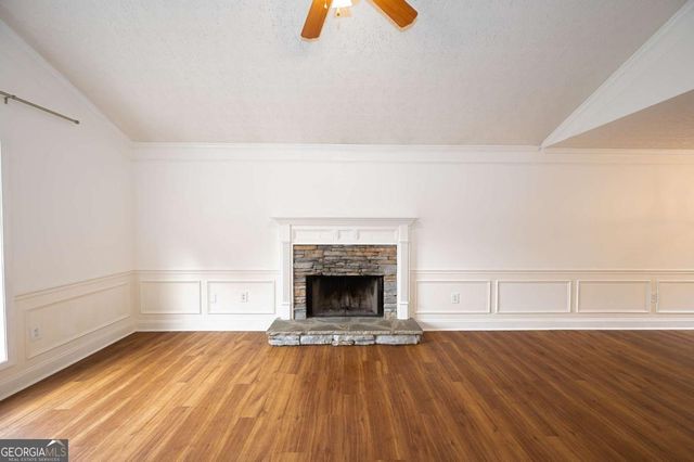 6532 Sundial Avenue, Flowery Branch, GA 30542