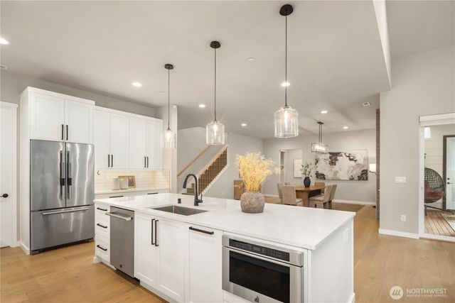 23623 23rd Avenue SE, Bothell, WA 98021