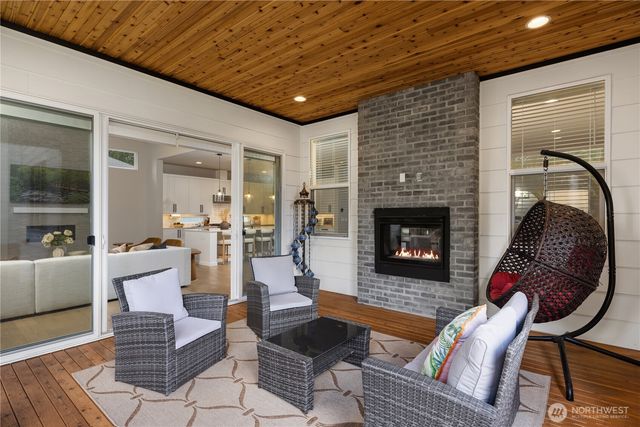 23623 23rd Avenue SE, Bothell, WA 98021