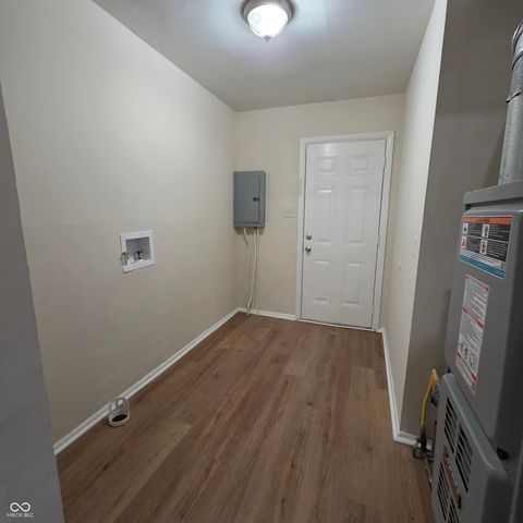 4134 N Grand Avenue, Indianapolis, IN 46226