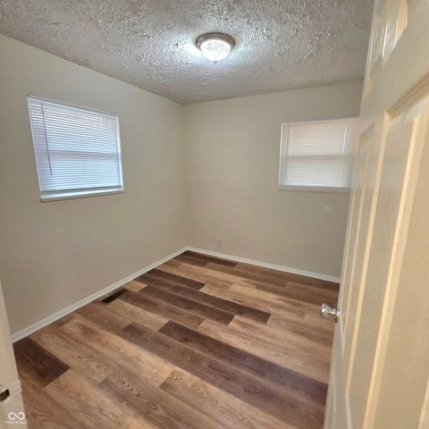 4134 N Grand Avenue, Indianapolis, IN 46226