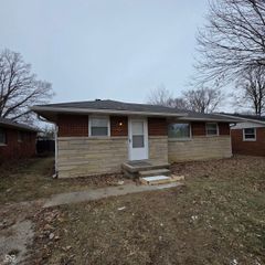 4134 N Grand Avenue, Indianapolis, IN 46226