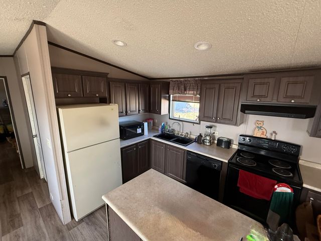 4923 Cactus Drive, Levelland, TX 79336