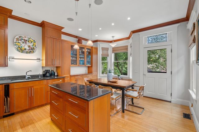30 Shepard Street 30, Cambridge, MA 02138