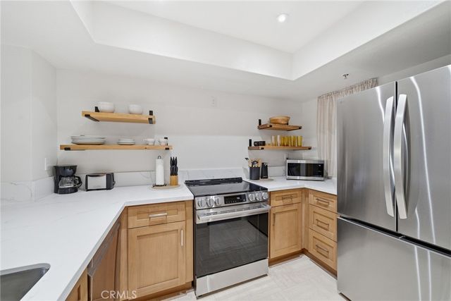 1200 Pacific Coast, Huntington Beach, CA 92648
