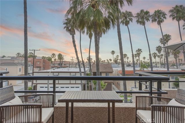 1200 Pacific Coast, Huntington Beach, CA 92648