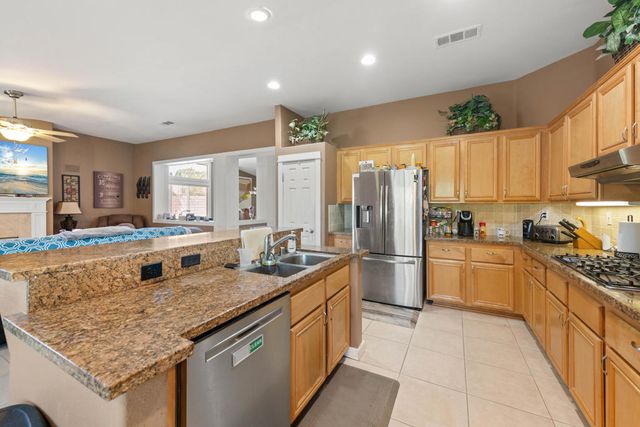43555 Morning Star Court, La Quinta, CA 92253