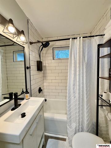 1800 N Logan Street, Fremont, NE 68025