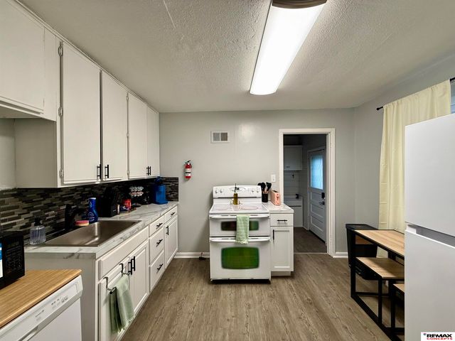 1800 N Logan Street, Fremont, NE 68025