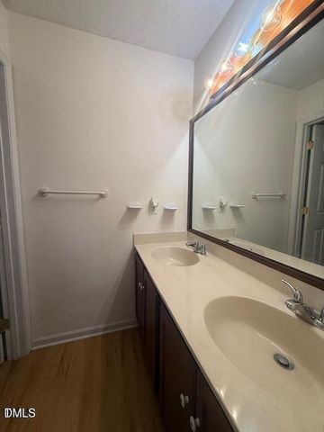 4117 The Oaks Drive, Raleigh, NC 27606