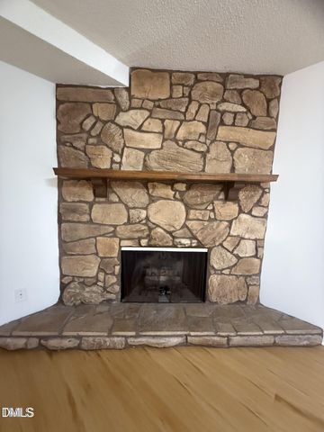 4117 The Oaks Drive, Raleigh, NC 27606