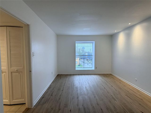 8523 Hearth Drive 19-34, Houston, TX 77054