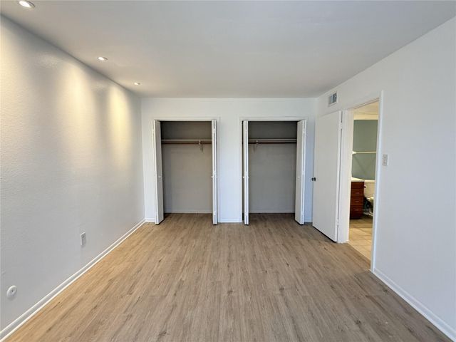 8523 Hearth Drive 19-34, Houston, TX 77054