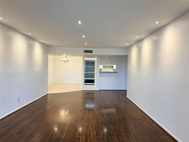 8523 Hearth Drive 19-34, Houston, TX 77054