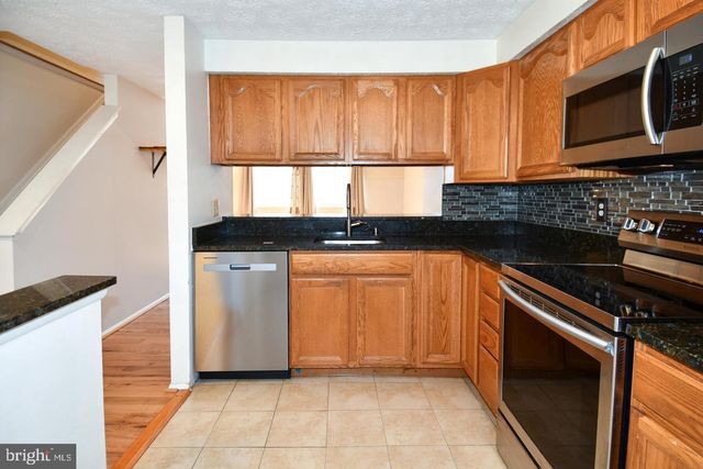 8417 CEDAR FALLS CT, Springfield, VA 22153