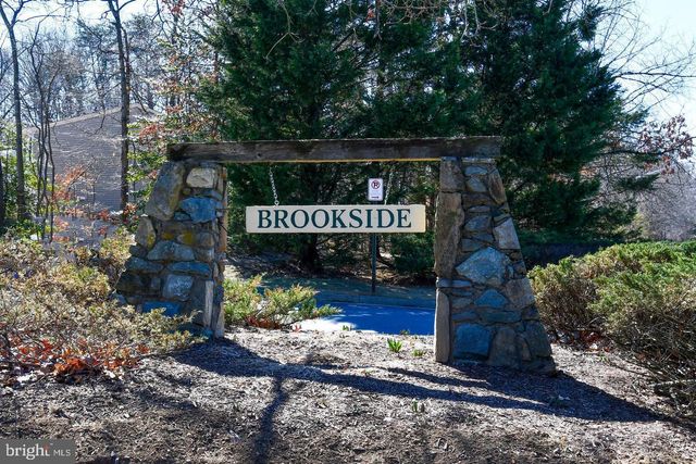 8417 CEDAR FALLS CT, Springfield, VA 22153