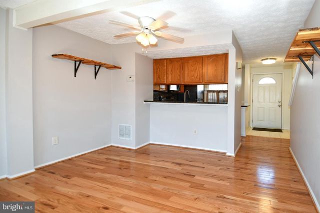 8417 CEDAR FALLS CT, Springfield, VA 22153