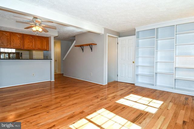 8417 CEDAR FALLS CT, Springfield, VA 22153