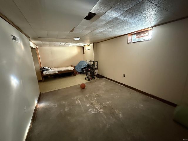 2117 Vassar Avenue, South Bend, IN 46628