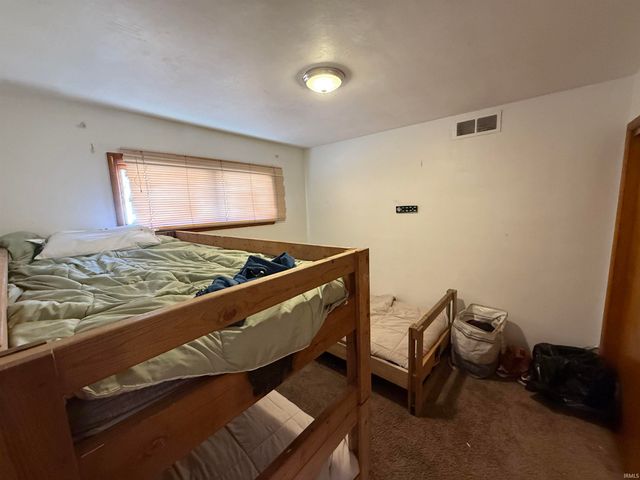 2117 Vassar Avenue, South Bend, IN 46628