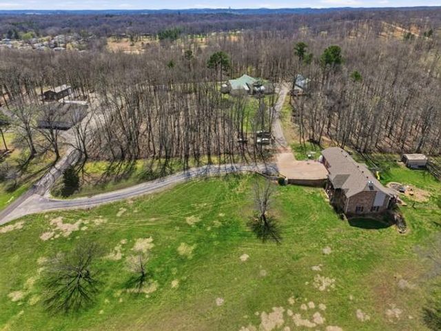 2603 Ross Lane, West Plains, MO 65775