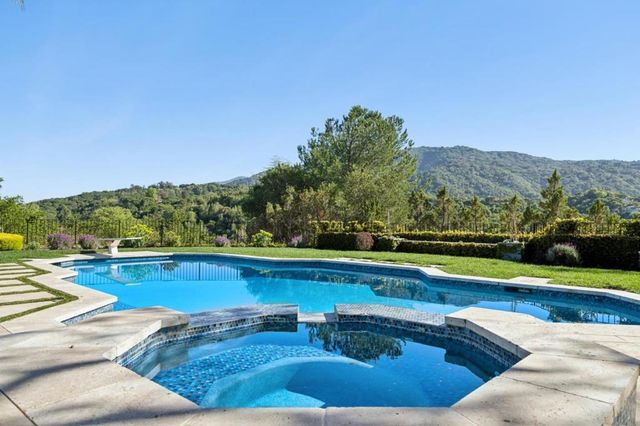 15715 Gum Tree Lane, Los Gatos, CA 95032