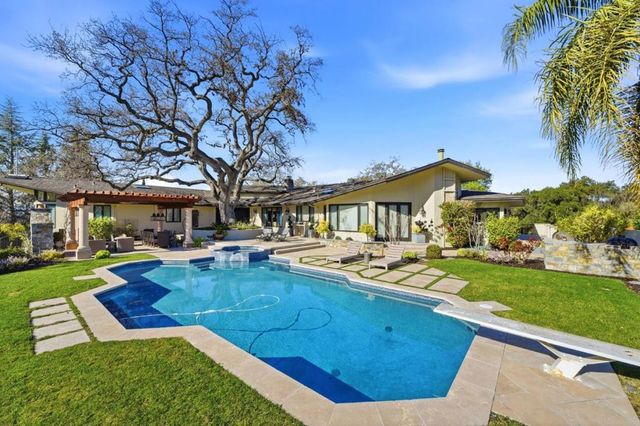 15715 Gum Tree Lane, Los Gatos, CA 95032