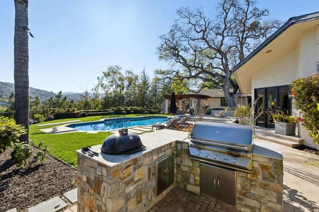 15715 Gum Tree Lane, Los Gatos, CA 95032