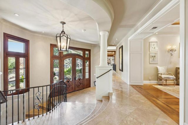 15715 Gum Tree Lane, Los Gatos, CA 95032