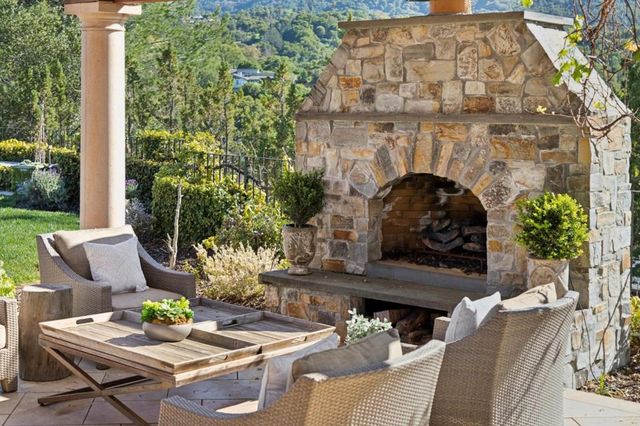 15715 Gum Tree Lane, Los Gatos, CA 95032