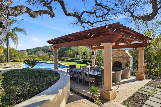 15715 Gum Tree Lane, Los Gatos, CA 95032