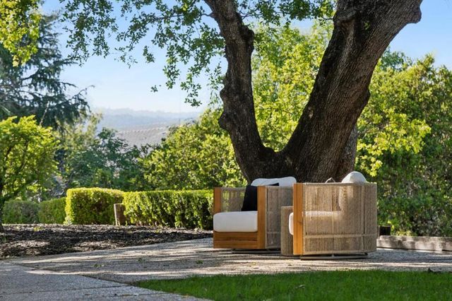 15715 Gum Tree Lane, Los Gatos, CA 95032