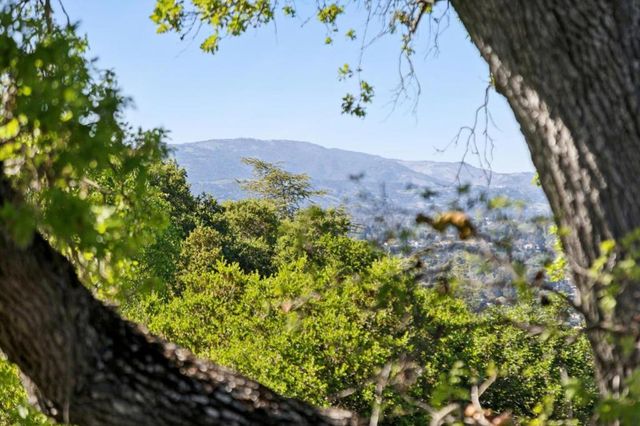 15715 Gum Tree Lane, Los Gatos, CA 95032