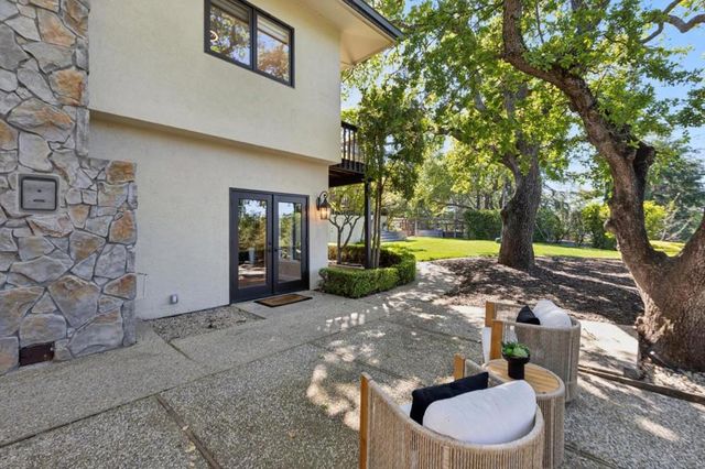 15715 Gum Tree Lane, Los Gatos, CA 95032