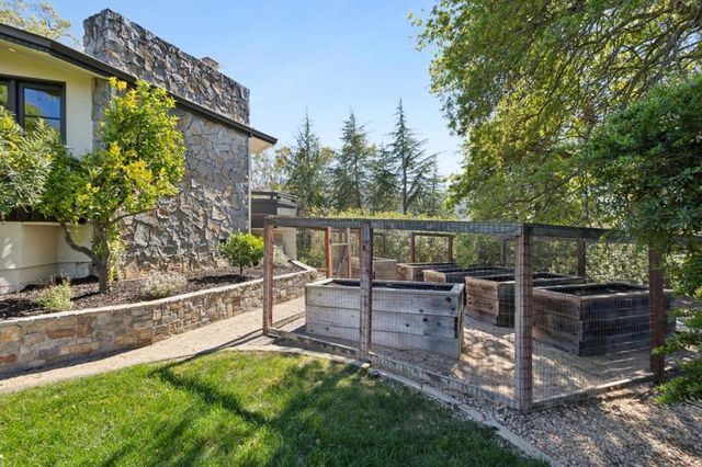 15715 Gum Tree Lane, Los Gatos, CA 95032