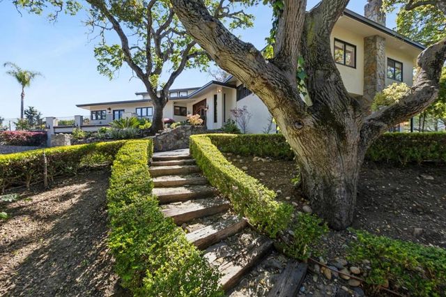 15715 Gum Tree Lane, Los Gatos, CA 95032